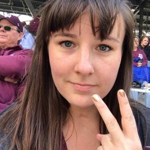 Meet your Posher, Haley